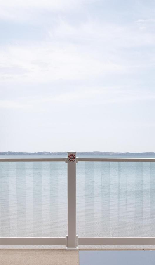 The Baywatch Resort Traverse City Quarto foto